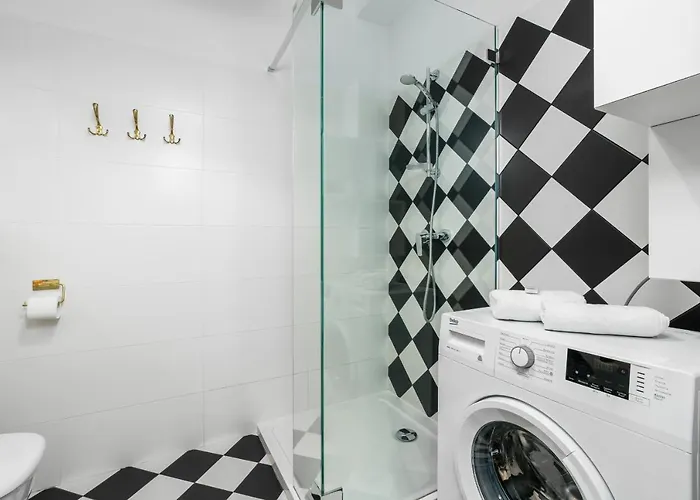 Mtp Chelmonskiego By Renters Apartment *