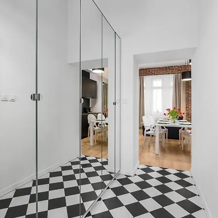 Mtp Chelmonskiego By Renters * Posen